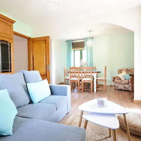 Galihost - A Casa Caminas Apartment *